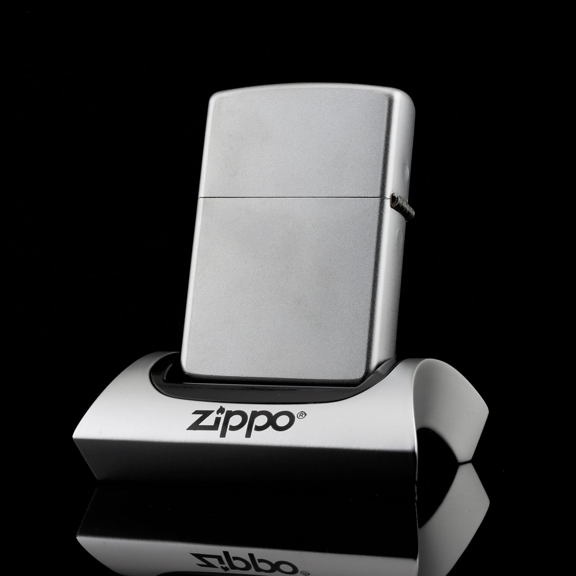 Zippo-HOLLYWOOD-SILVER MATE-J-XVI-2000-son-tinh-dien-mau-sieu-hiem-gia-tri-suu-tam-cao