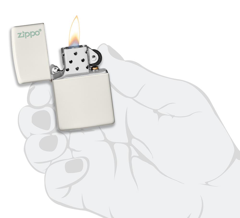 bat-lua-zippo-classic-glow-in-the-dark-zippo-logo-phat-sang-trong-bong-toi