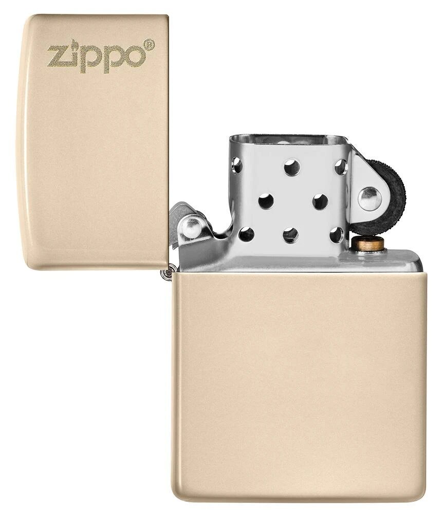 bat-lua-zippo-classic-flat-sand-zippo-logo-49453ZL-son-tinh-dien-mau-cat