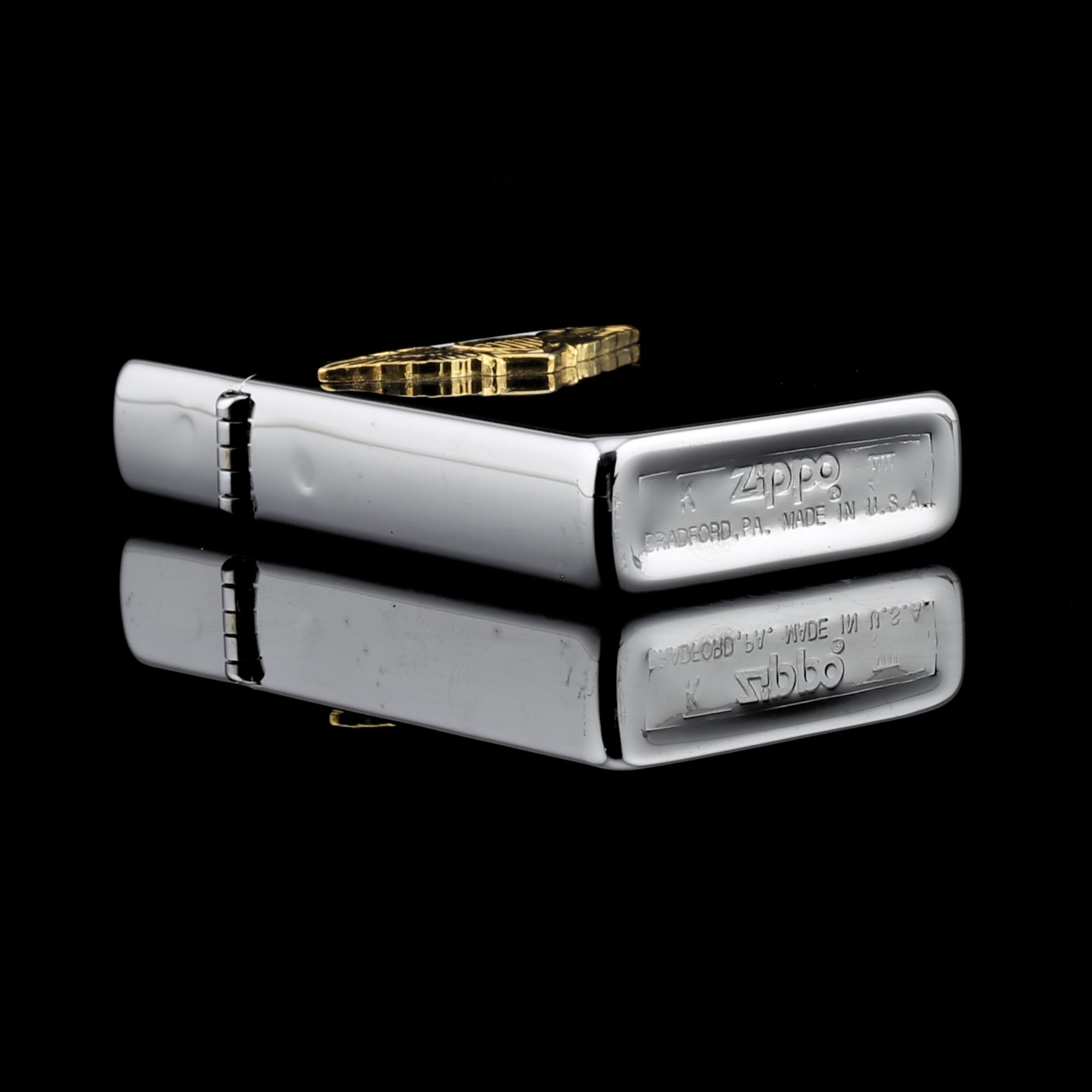 Zippo-WING-SHIELD-EMBLE-GOLD-HIGH-POLISH-SLIM-LIMITED-EDITION-1991-op-noi-logo-vang-dep-doc-la