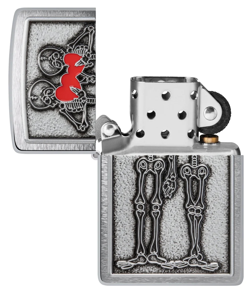 bat-lua-zippo-48688-couple-love-emblem-design-hop-quet-op-noi-dau-lau-trai-tim