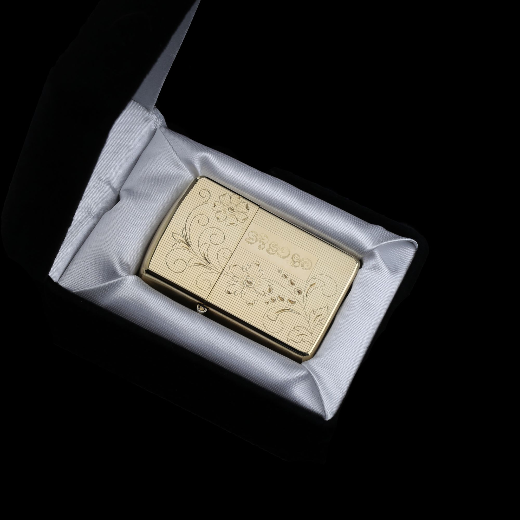 Zippo-vang-phu-dong-nguyenn-khoi-10k-1965-gia-tri-suu-tam-cuc-ky-cao-gold-plate-zippo-dat-nhat-the-gioi