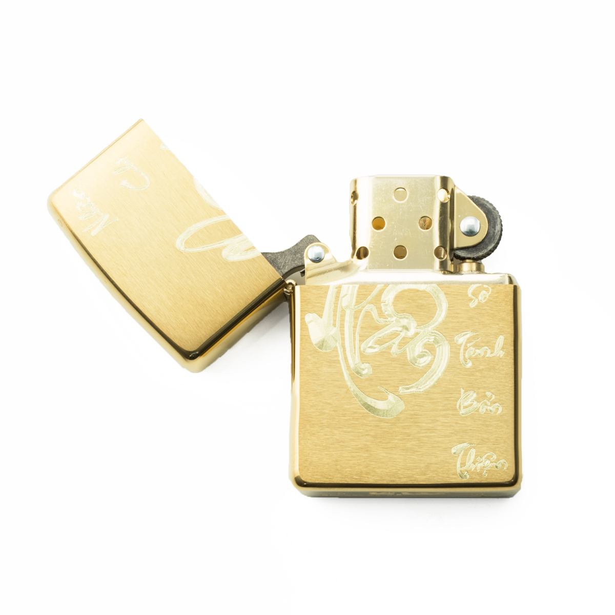 zippo-chu-nhan-dong-khoi
