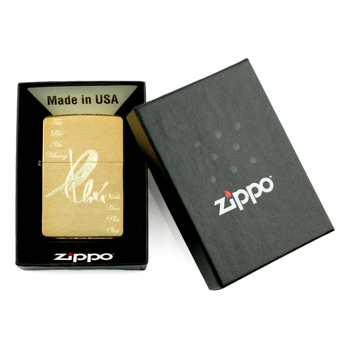 zippo-chu-phu-hang-chinh-hang-mau-vang-dong