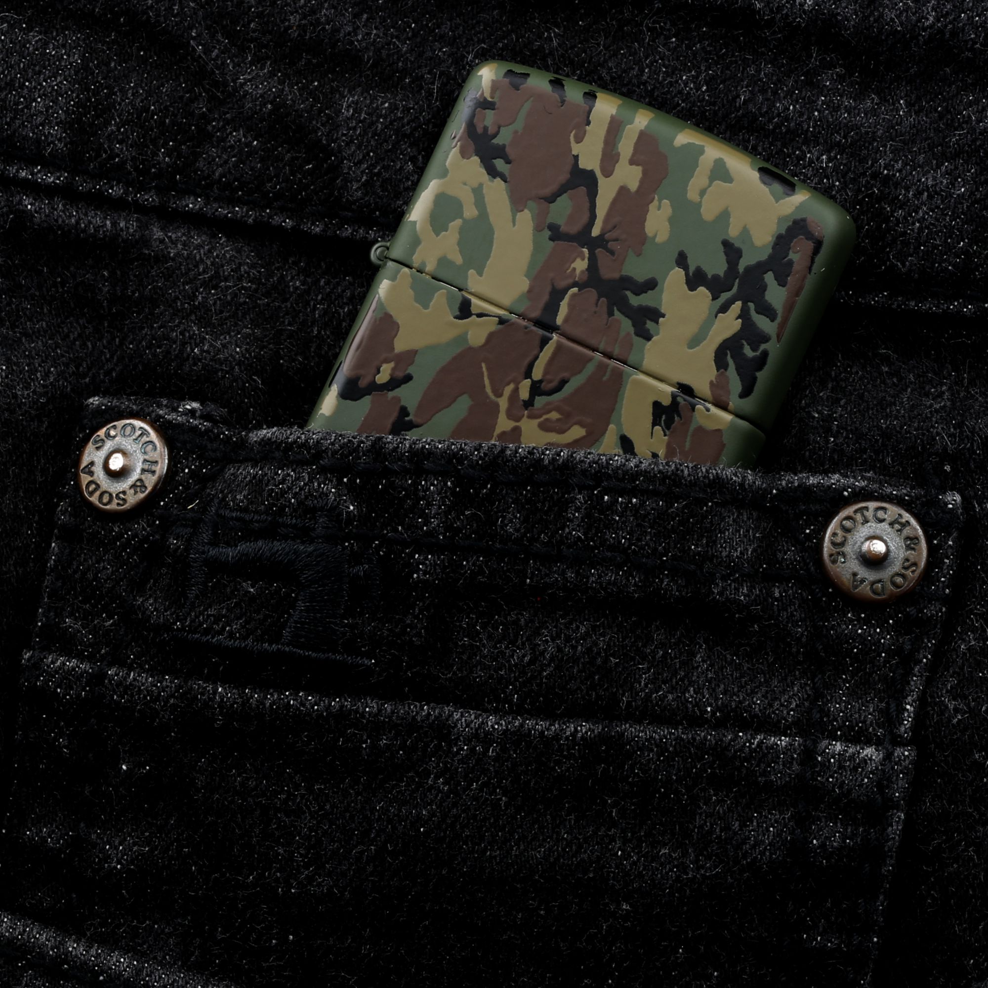 Zippo-CAMO-MATTE-1932-1990-zippo-la-ma-chu-nien-co-quy-mau-camo-limited-dep-doc-la-cao-cap-sang-trong
