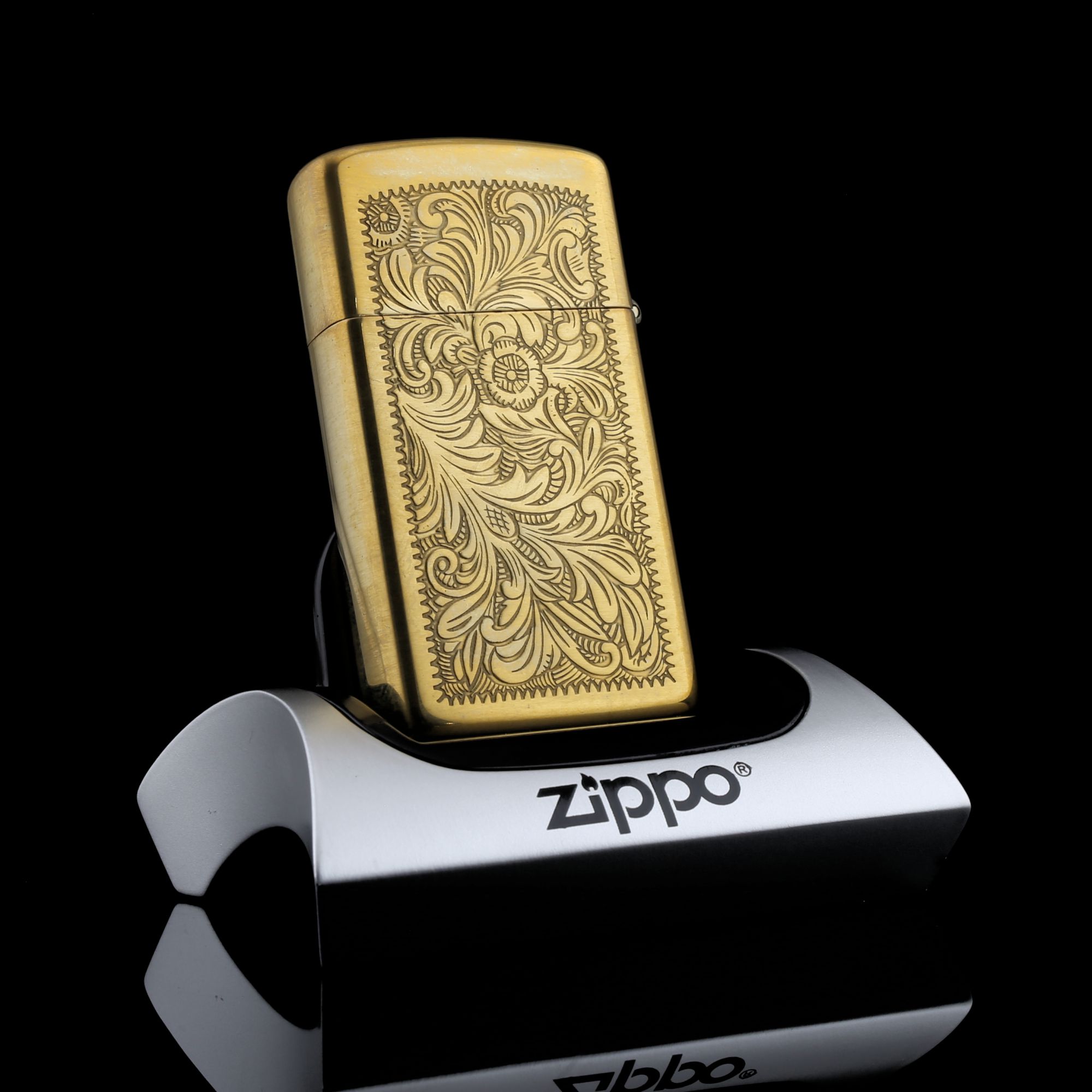 Zippo-slim-GOLD-FLOWER-VETENIAN-1992-hoa-tiet-hoa-vang-zippo-vang-tinnh-te-nho-gon-gia-tri-suu-tam-cao-noi-nap-ban-zippo-uy-tin