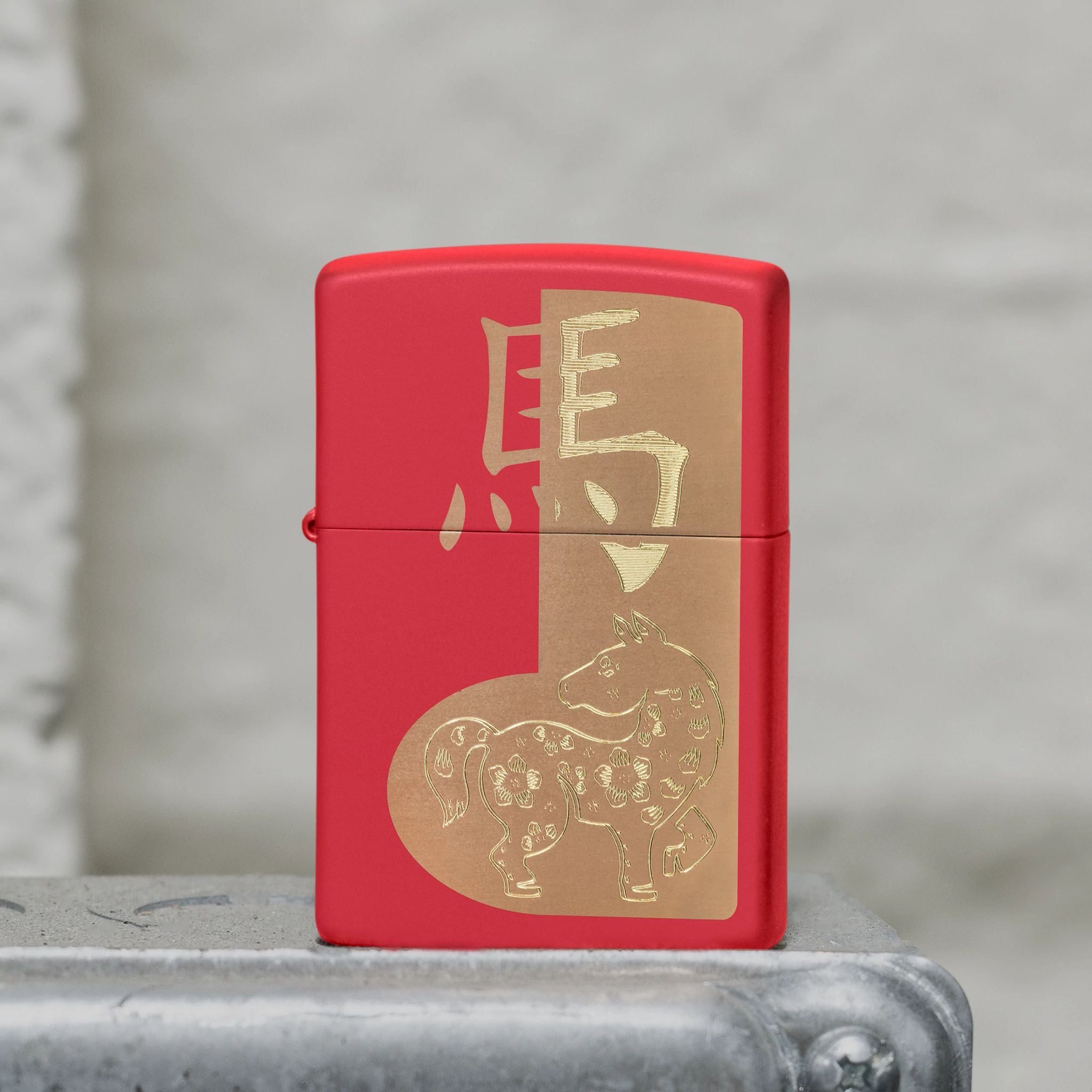 bat-lua-zippo-46931-2026-year-of-the-horse-red-matte
