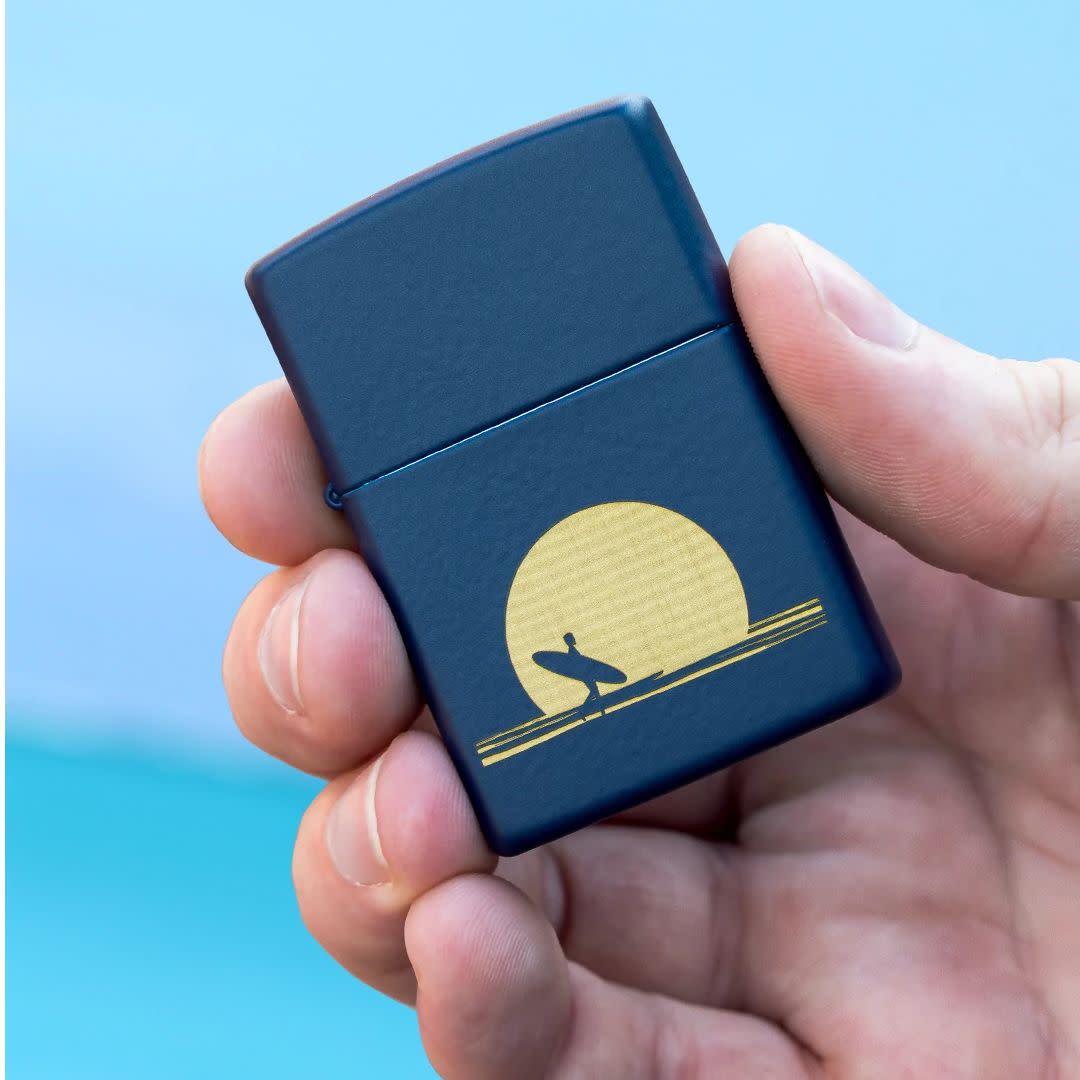 bat-lua-zippo-47213-sun-and-surf-navy-matte