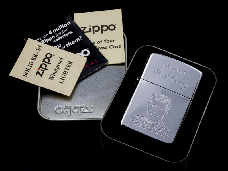 Zippo-La-Ma-Tong-Thong-JohnF.Kennedy-V-1989--hang-chinh-hang-usa-don-gian-co-dien