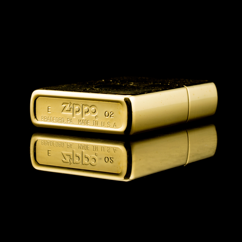 hot-quet-zippo-2002-gold-plated-22K-shield-ma-vang