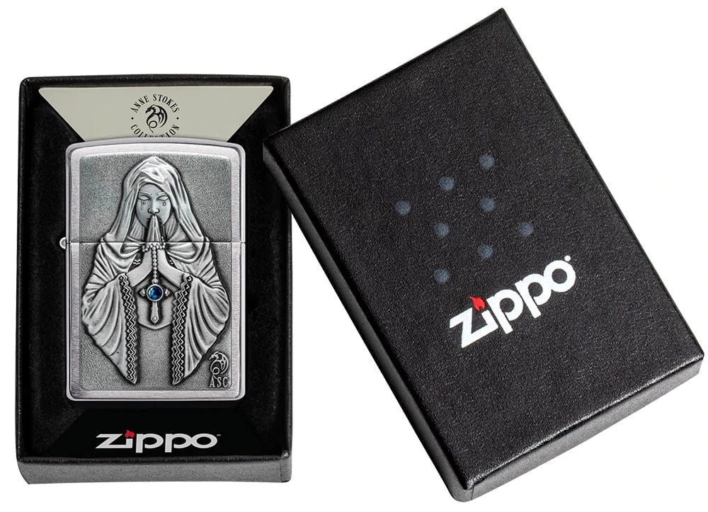 bat-lua-zippo-anne-stokes-49756-op-noi-hinh-me-maria-cau-nguyen