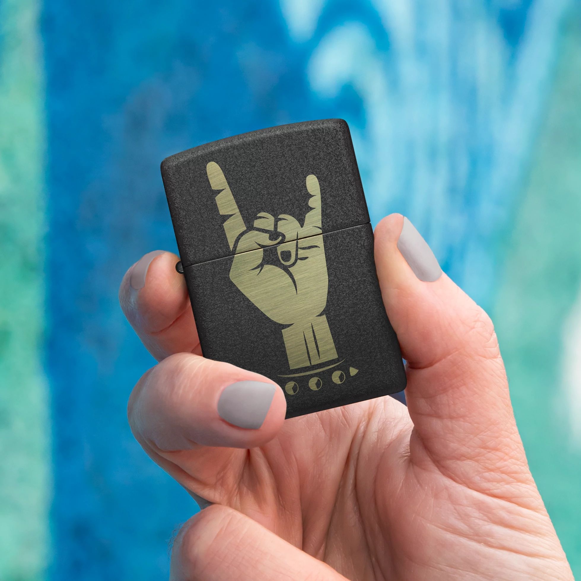 bat-lua-zippo-47008-rock-on-black-crackle