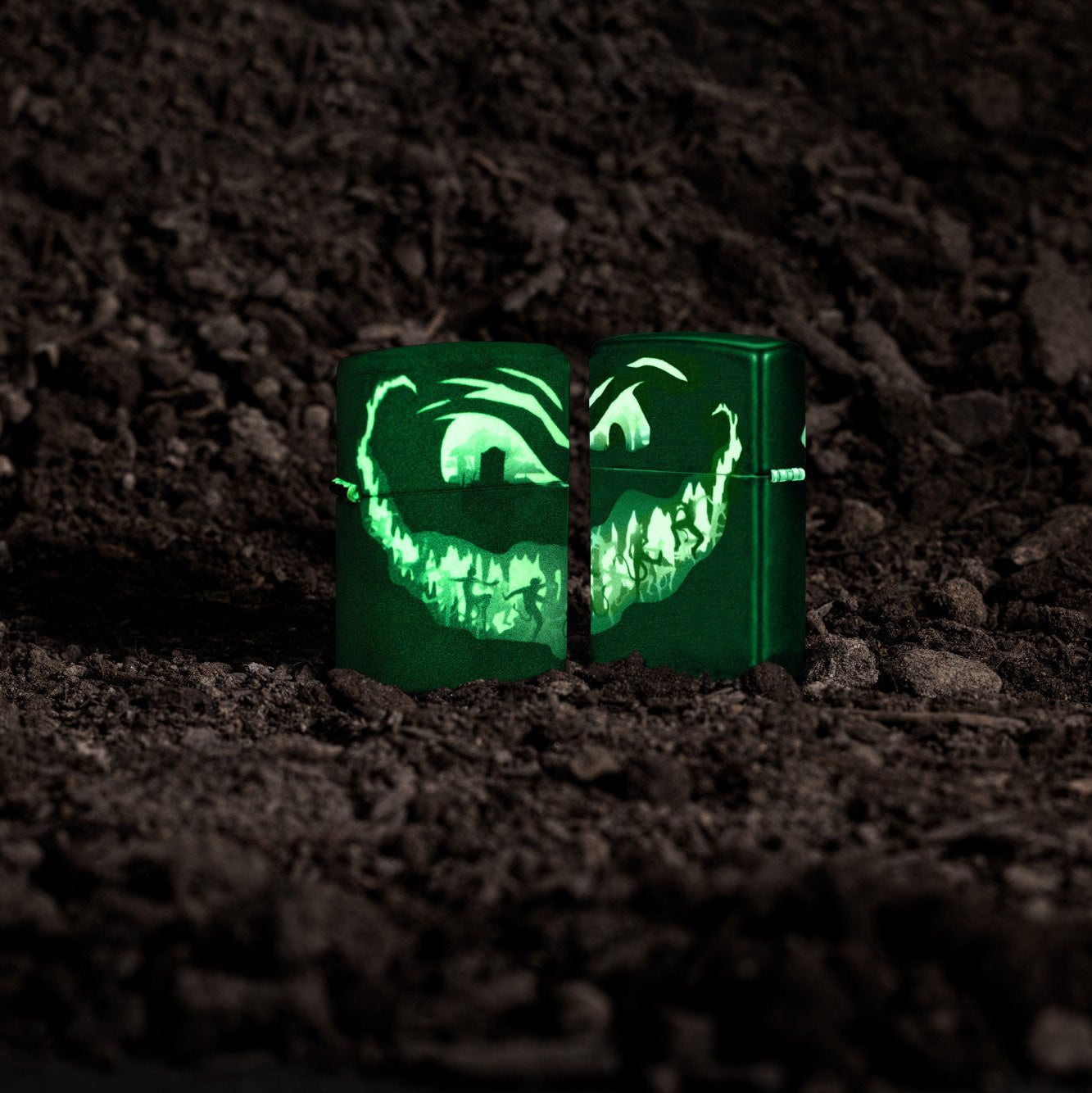 bat-lua-zippo-46268-devil-dance-design-540-color-glow-in-the-dark
