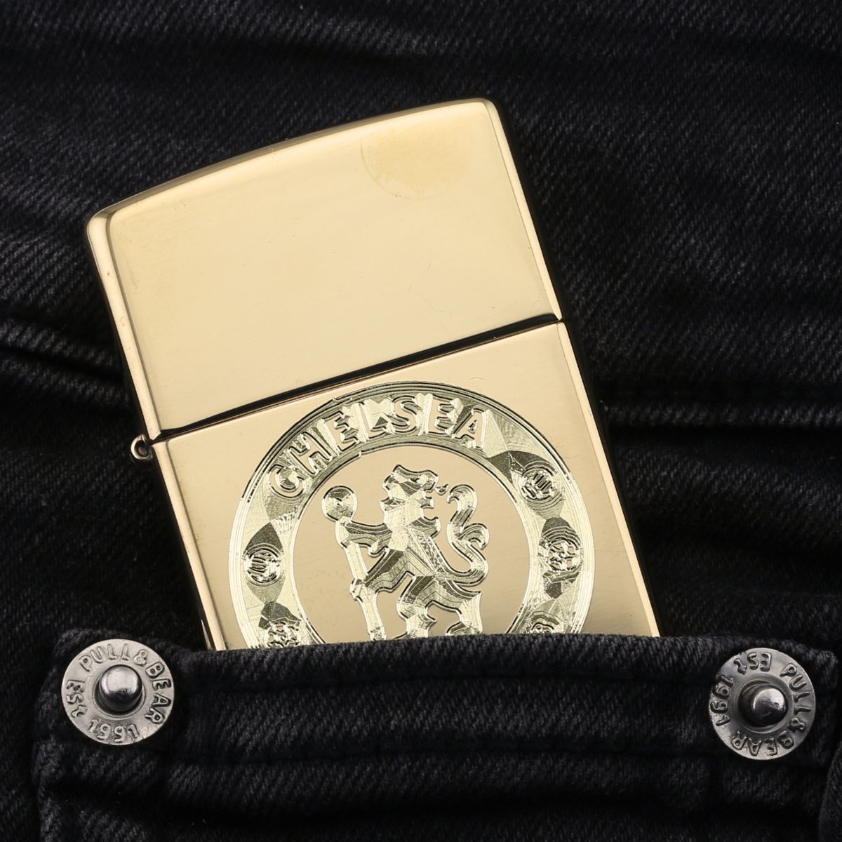 Zippo Khắc Logo Chelsea nhỏ gọn