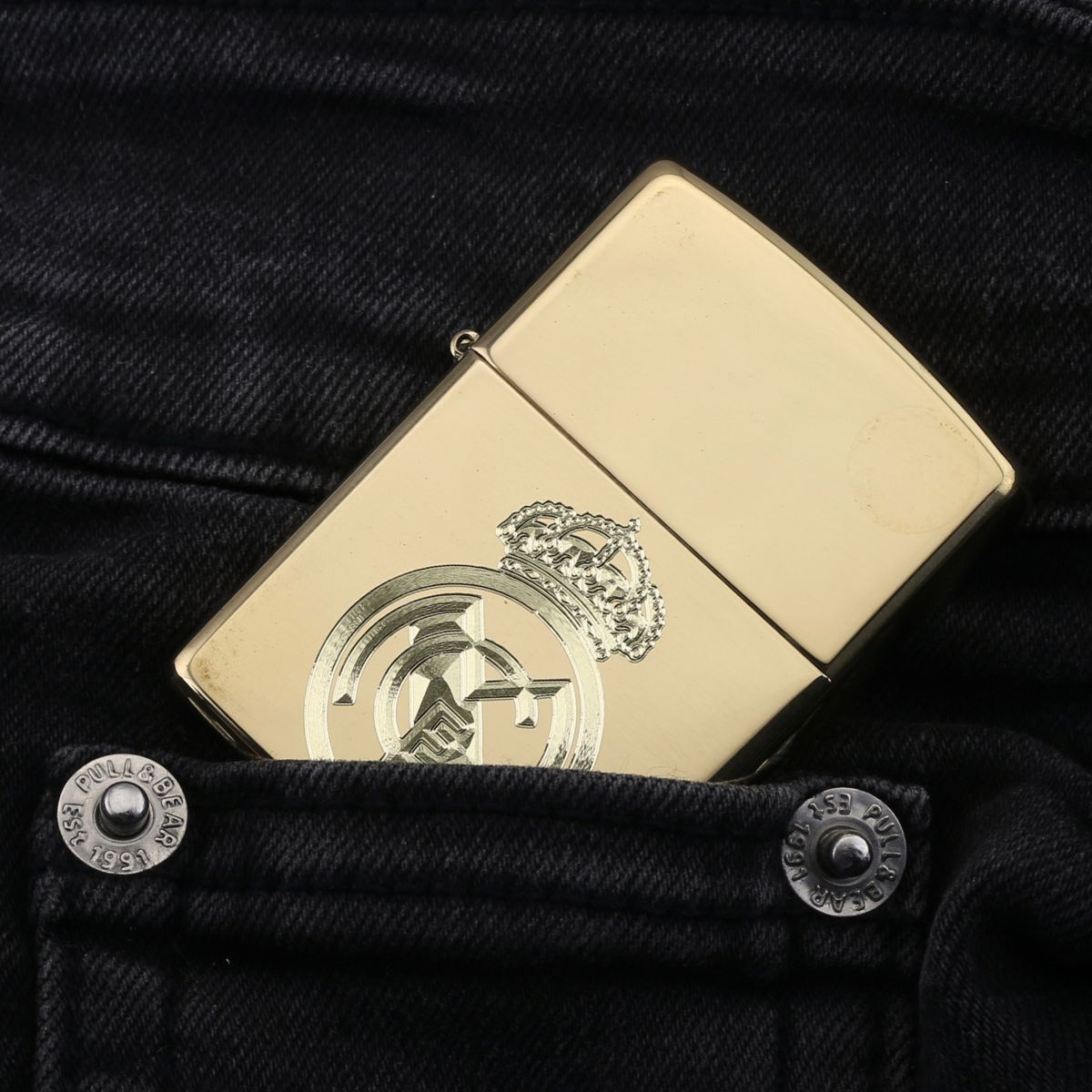 Zippo Khắc Logo Real Madrid độc quyền