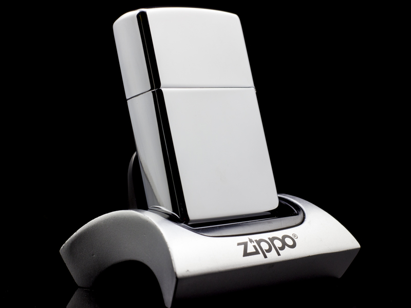 Zippo-Turquoise-Emblem-shield-2002-qui