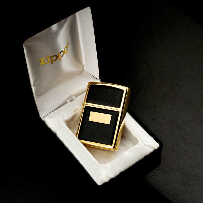 bat-lua-zippo-1992-VIII-gold-plated-ultralite-ma-vang-22K-qua-tang-dang-cap