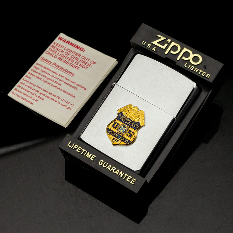 bat-lua-zippo-atf-special-agent-the-department-of-the-treasury-XII-1996-huy-hieu-dac-vu-cuc-ngan-kho-my-hang-op-noi