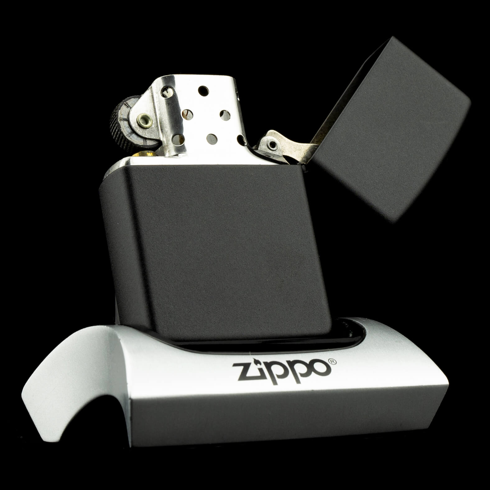 may-lua-zippo-black-matte-logo-vii-1991