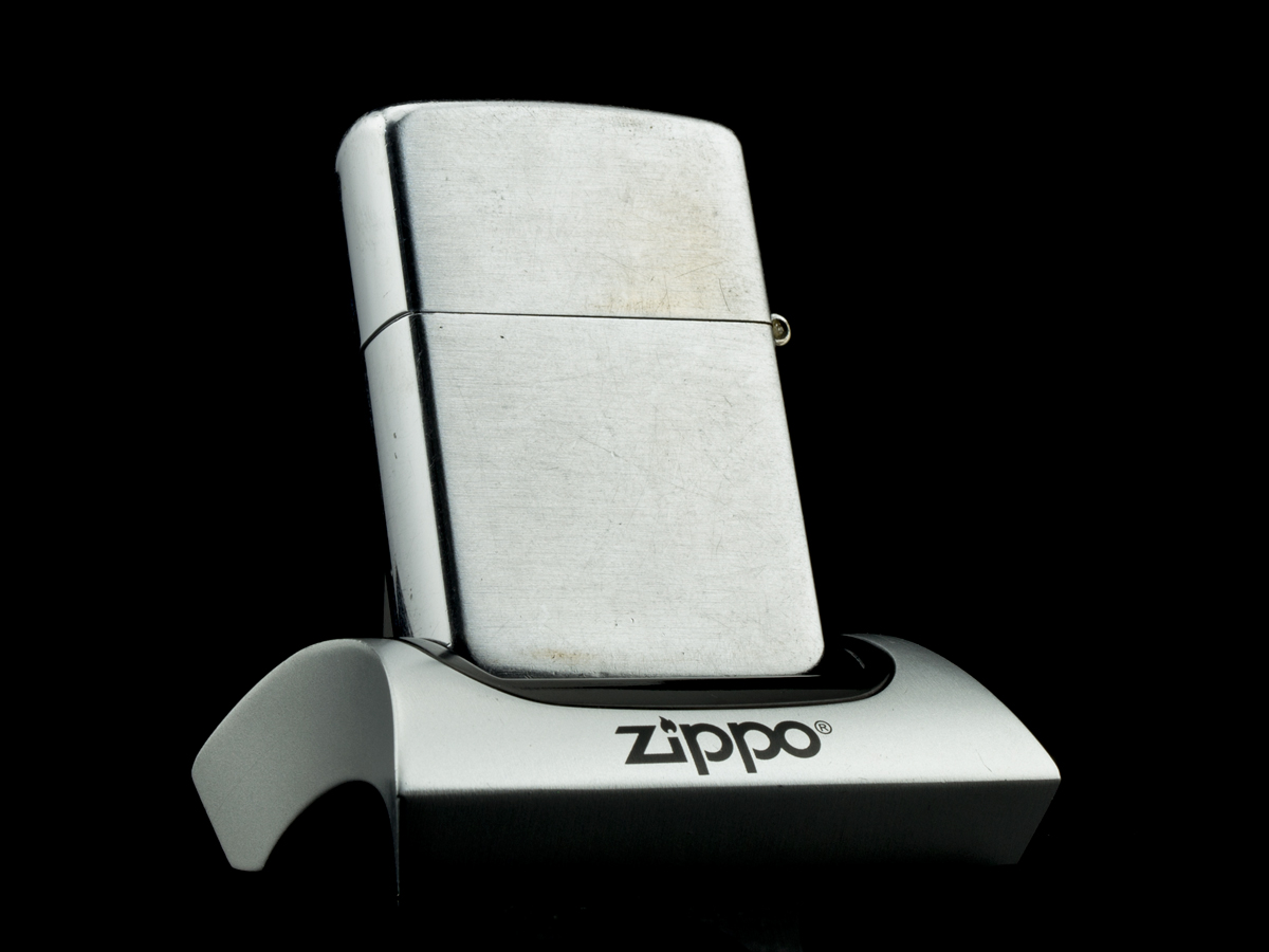 hop-quet-zippo-1946-1948-ban-le-3-chau-ruot-niken-sieu-hiem-used