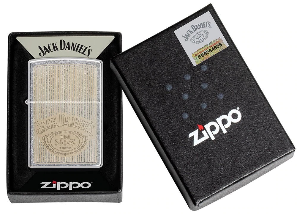 hop-quet-zippo-49833-jack-daniels-street-chrome-laser-auto-qua-bieu-cho-dan-choi-whiskey