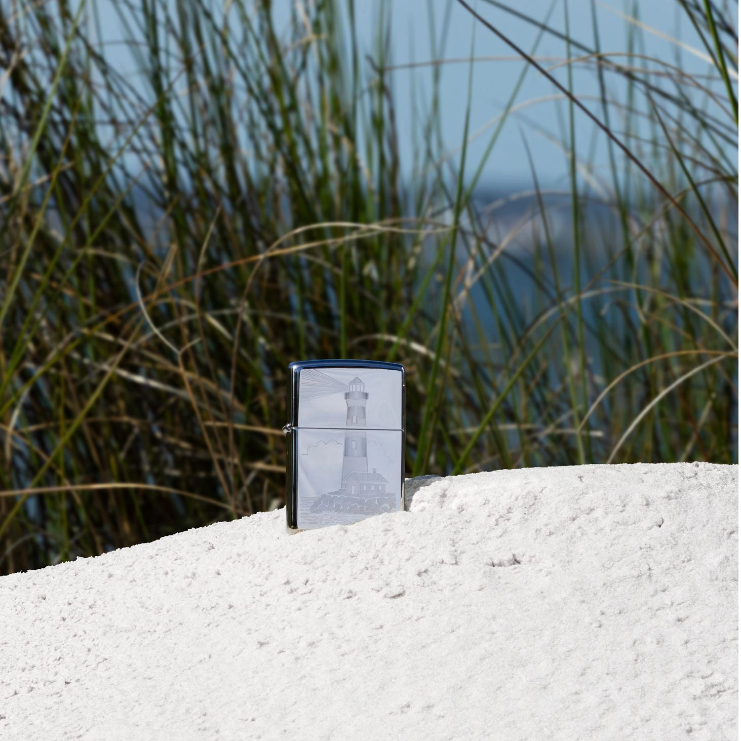 bat-lua-zippo-qua-tang-nguoi-di-bien