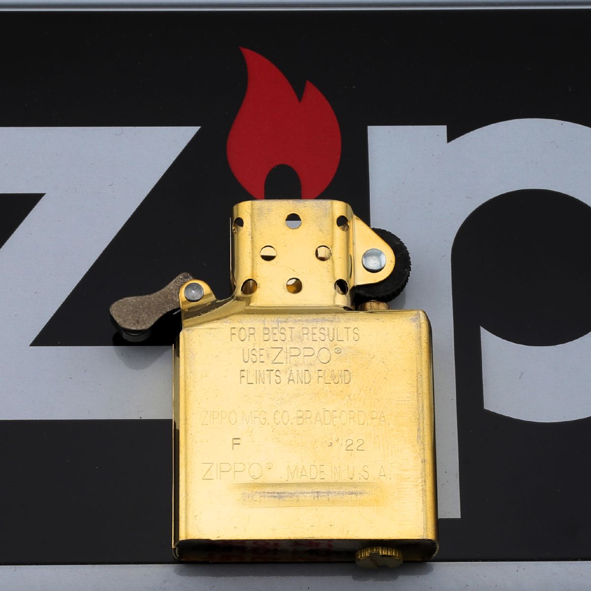 ruot-zippo-vang-zin-ma-chinh-hang-cho-dien