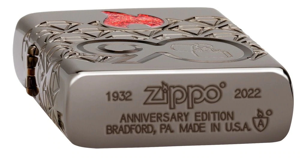 bat-lua-zippo-coty-2022-49867-90th-anniversary-collectible-of-the-year-bang-chu-nien-90-nam-gioi-han