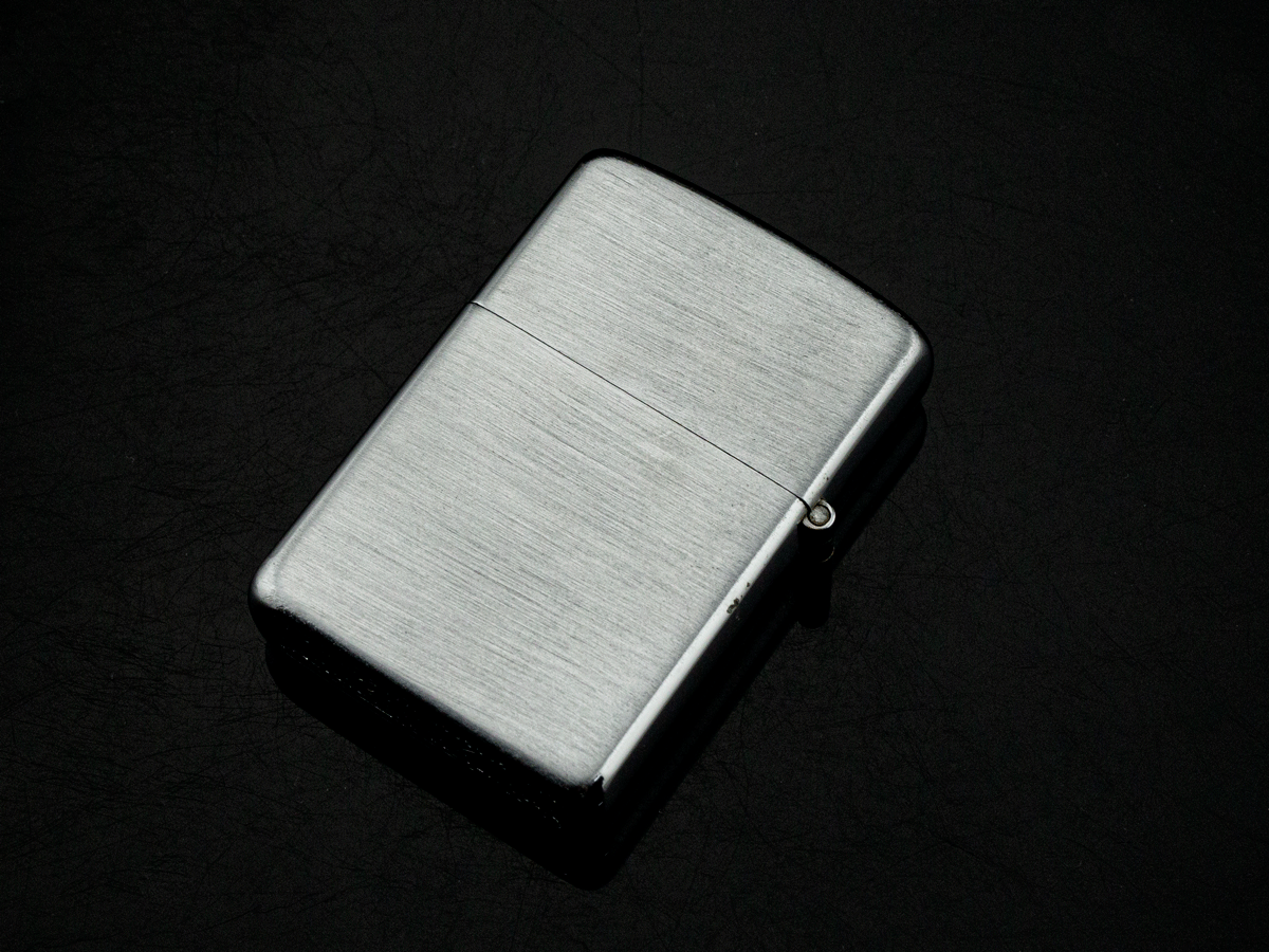 bat-lua-zippo-1946-1948-ban-le-3-chau-ruot-niken-sieu-hiem-chua-su-dung-qua-tang-ban-trai