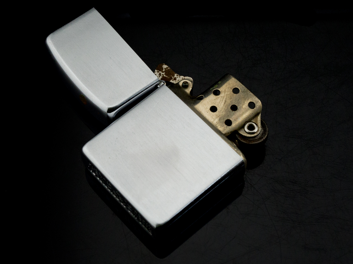 bat-lua-zippo-1954-moc-day-3-hang-chu-ruot-niken-lai-1946-used-qua-bieu-sep