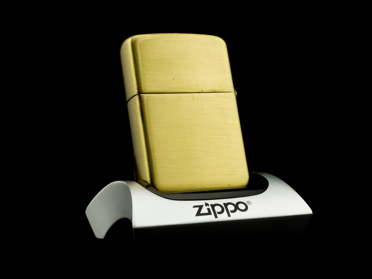 may-lua-zippo-1958-dong-nguyen-khoi-sieu-hiem-nham