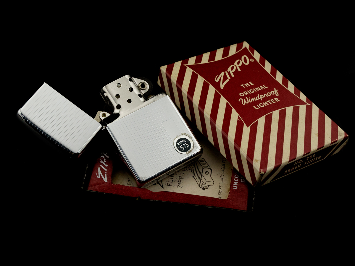 bat-lua-zippo-1961-chu-xeo-5-cham-pat2517191-chrome-soc-tron-hang-bao-hanh-tron-doi