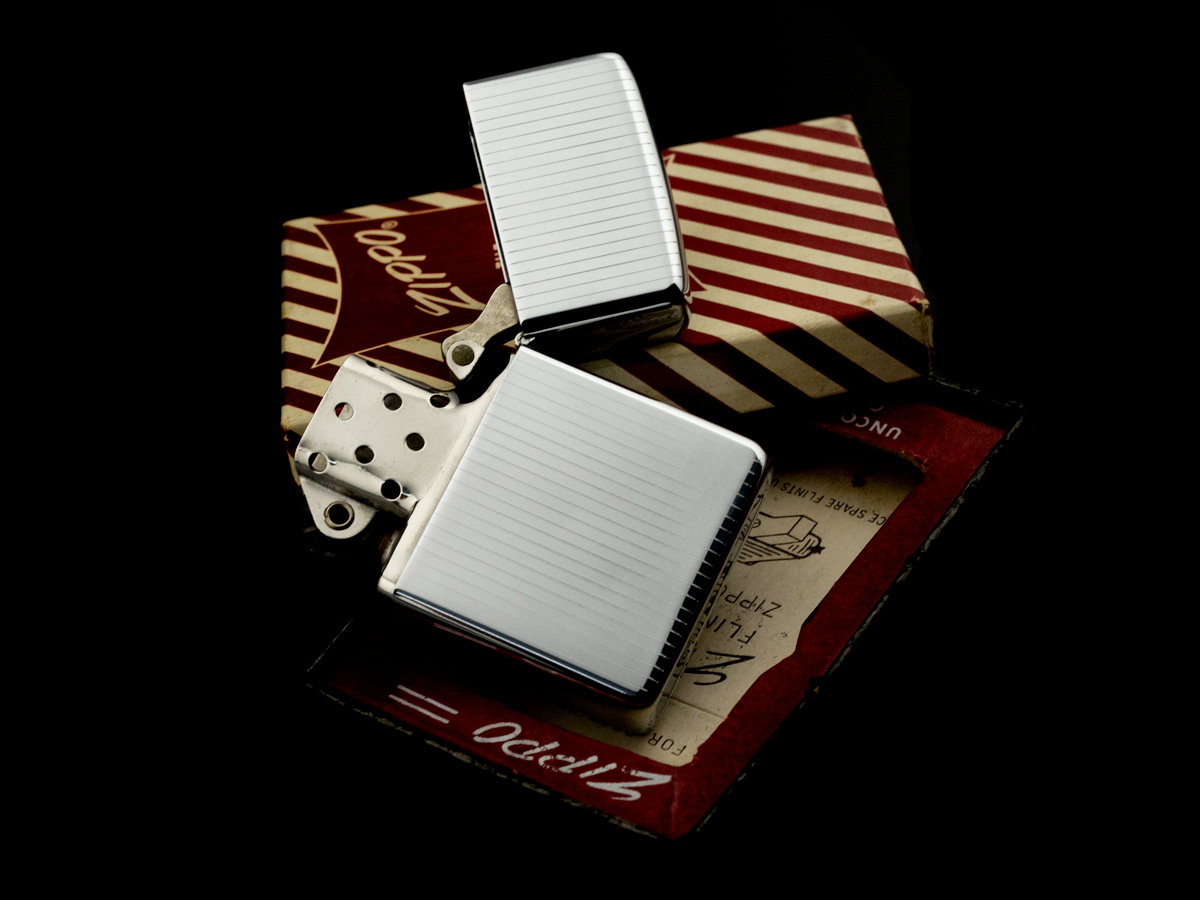 bat-lua-zippo-1961-chu-xeo-5-cham-pat2517191-chrome-soc-tron-hang-bao-test