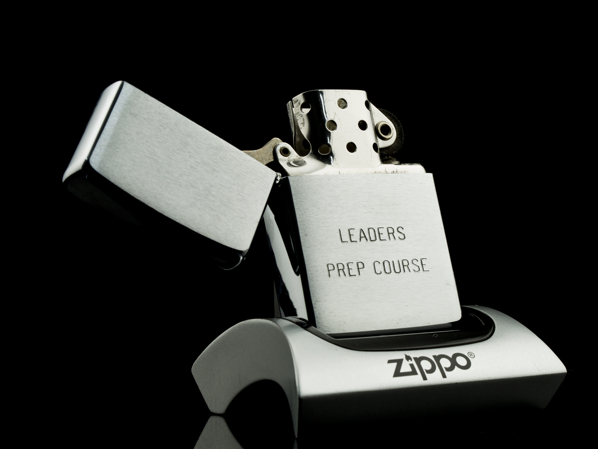 hop-quet-zippo-1962-chu-xeo-4-cham -pat2517191-nham-leaders-prep-course-ctvn