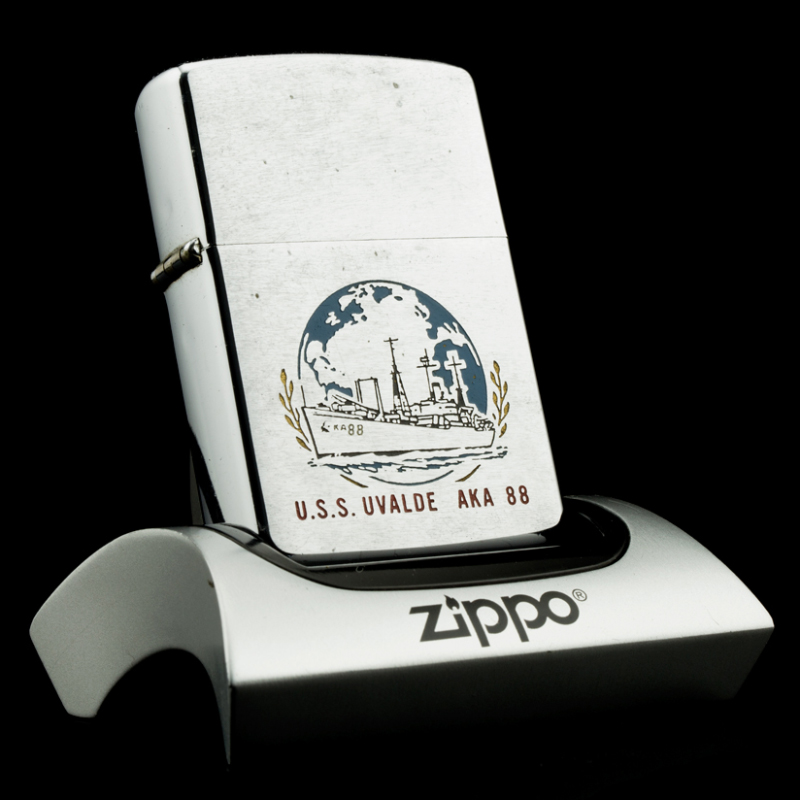 bat-lua-zippo-1967-uss-uvande-aka-88-chien-tranh-viet-nam-chan-xang-do