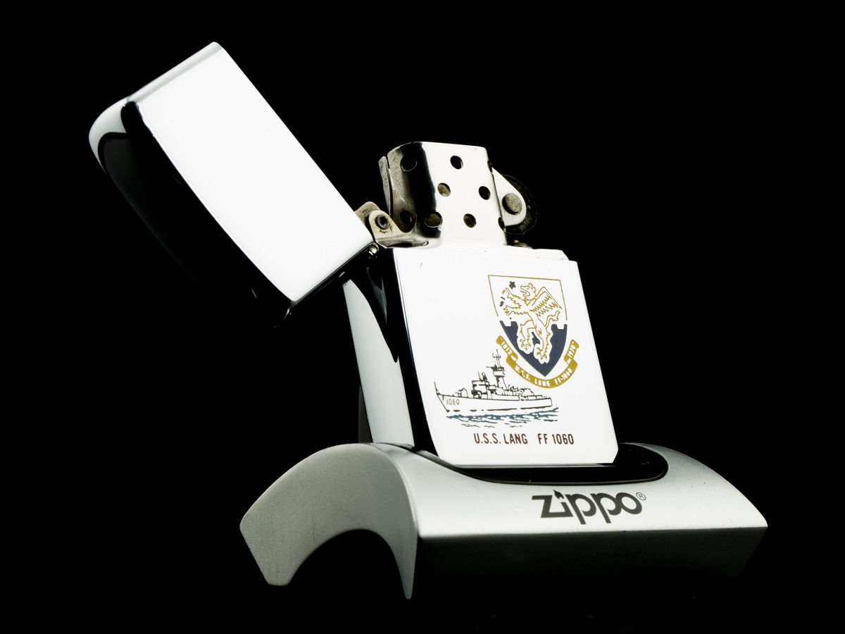 hop-quet-zippo-1977-tau-chien-uss-lang-1060
