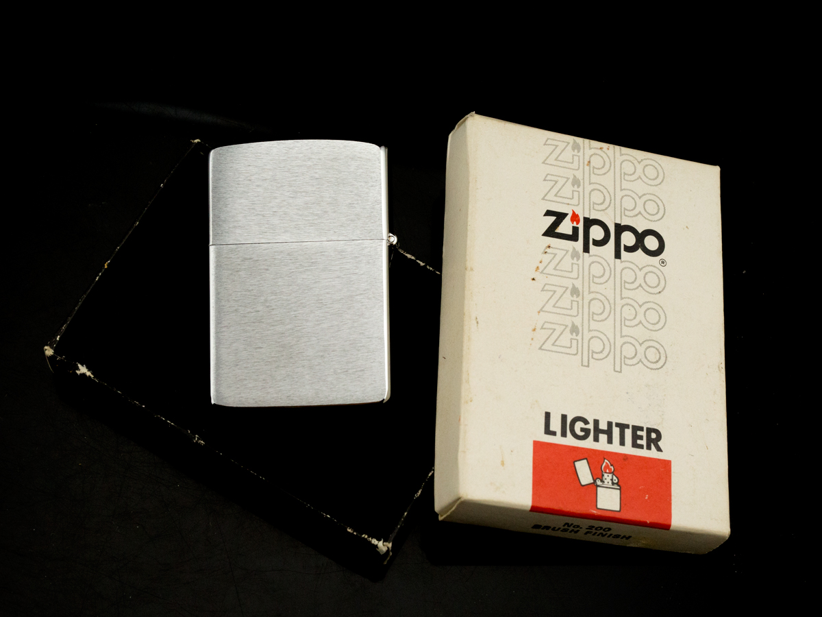 may-lua-zippo-1984-6-gach-xeo-chrome-nham-tron