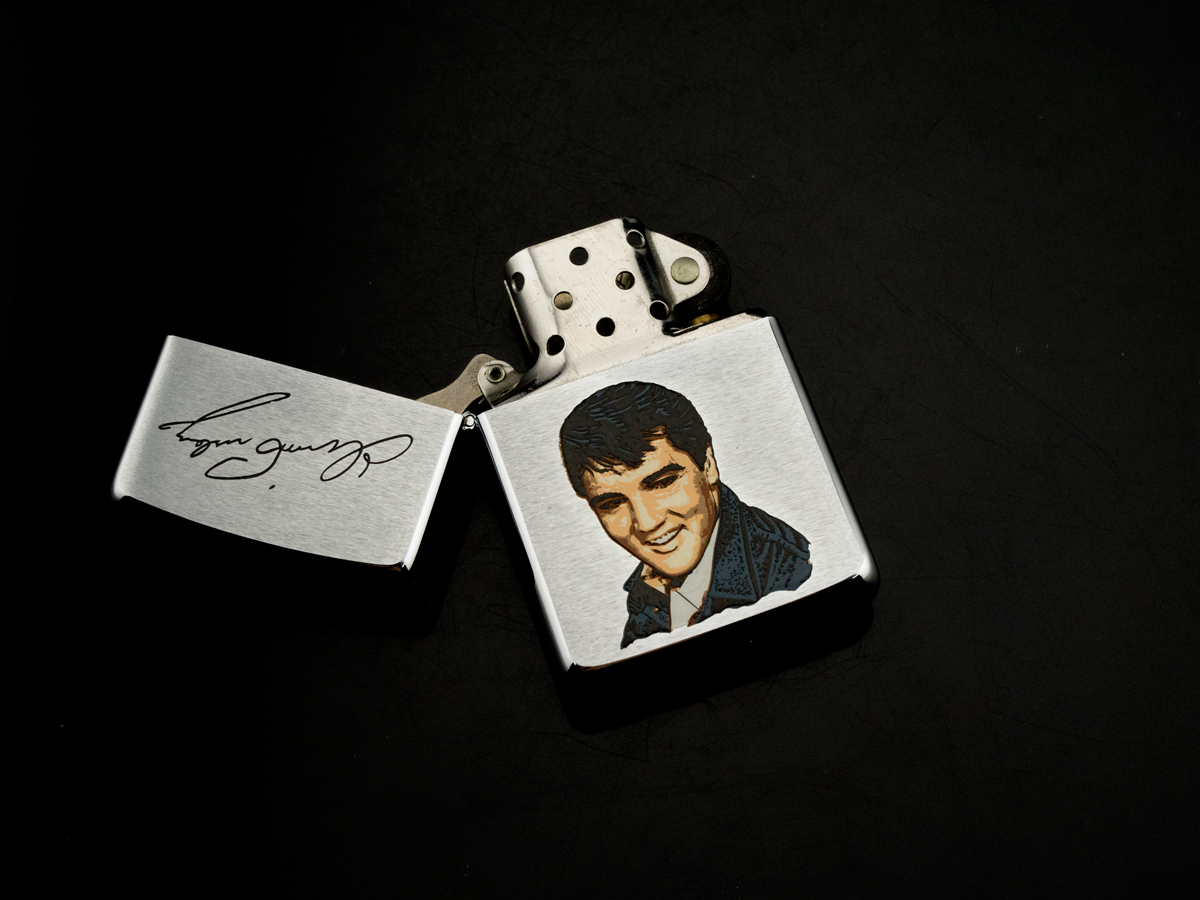 bat-lua-zippo-1987-elvis-presley-chrome-tron-ca-si-nam