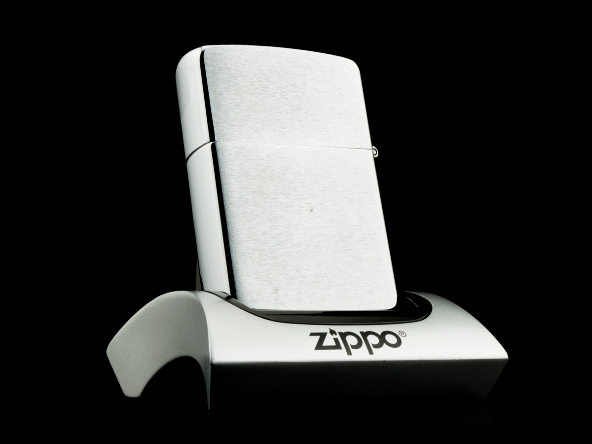 hop-quet-zippo-1989-chim-cong-town-and-country