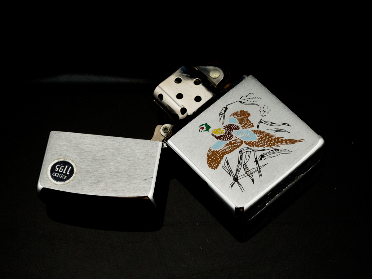 bat-lua-zippo-1989-chim-cong-town-and-country-hang-chinh-hang-my