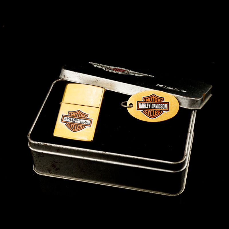 bat-lua-zippo-1997-harley-davidson-solid-brass-keychain-set-xiii