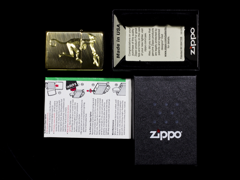 Zippo-khac-cao-cap-phong-thuy-may-man-tuoi-than-12-con-giap-y-nghia-qua-tang-nguoi-than