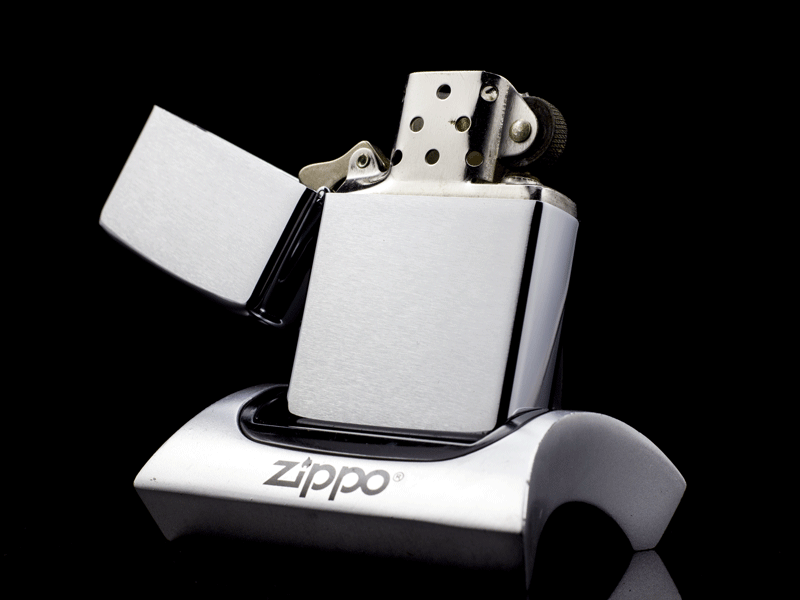 zippo-co-brushed-chrome-4-gach-1978-moc-day-nguoc-dep