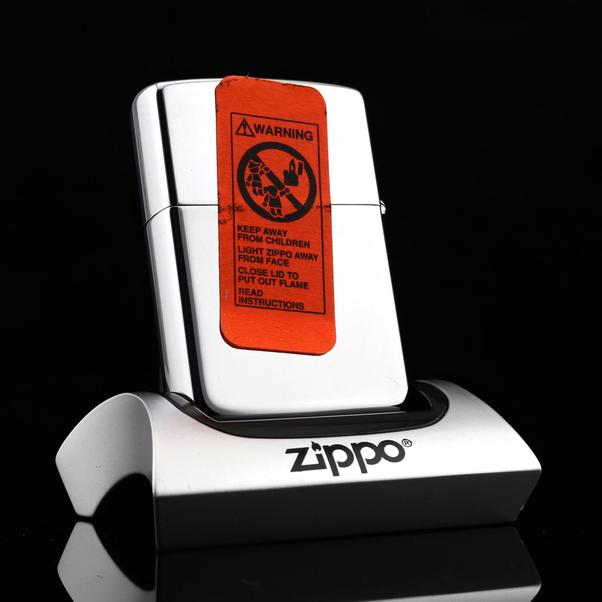 Zippo-La-Ma-Lac-Da-Camel-1994-zippo-la-ma-co-xua-quy-hiem-cua-hang-viet-kieu-mua-zippo