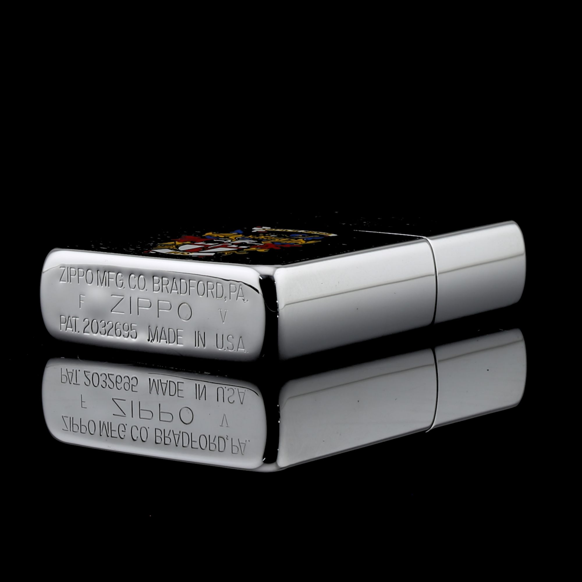 Zippo-ASPICE-DAKS-1989-phien-ban-vuong-dam-tay-cuc-dep-zippo-co-quy-hiem-la-ma-moc-day-loi