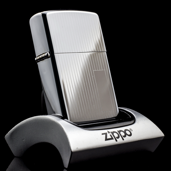 Zippo-co-engine-turn-1-gach-thang-1973-co-qui-hiem