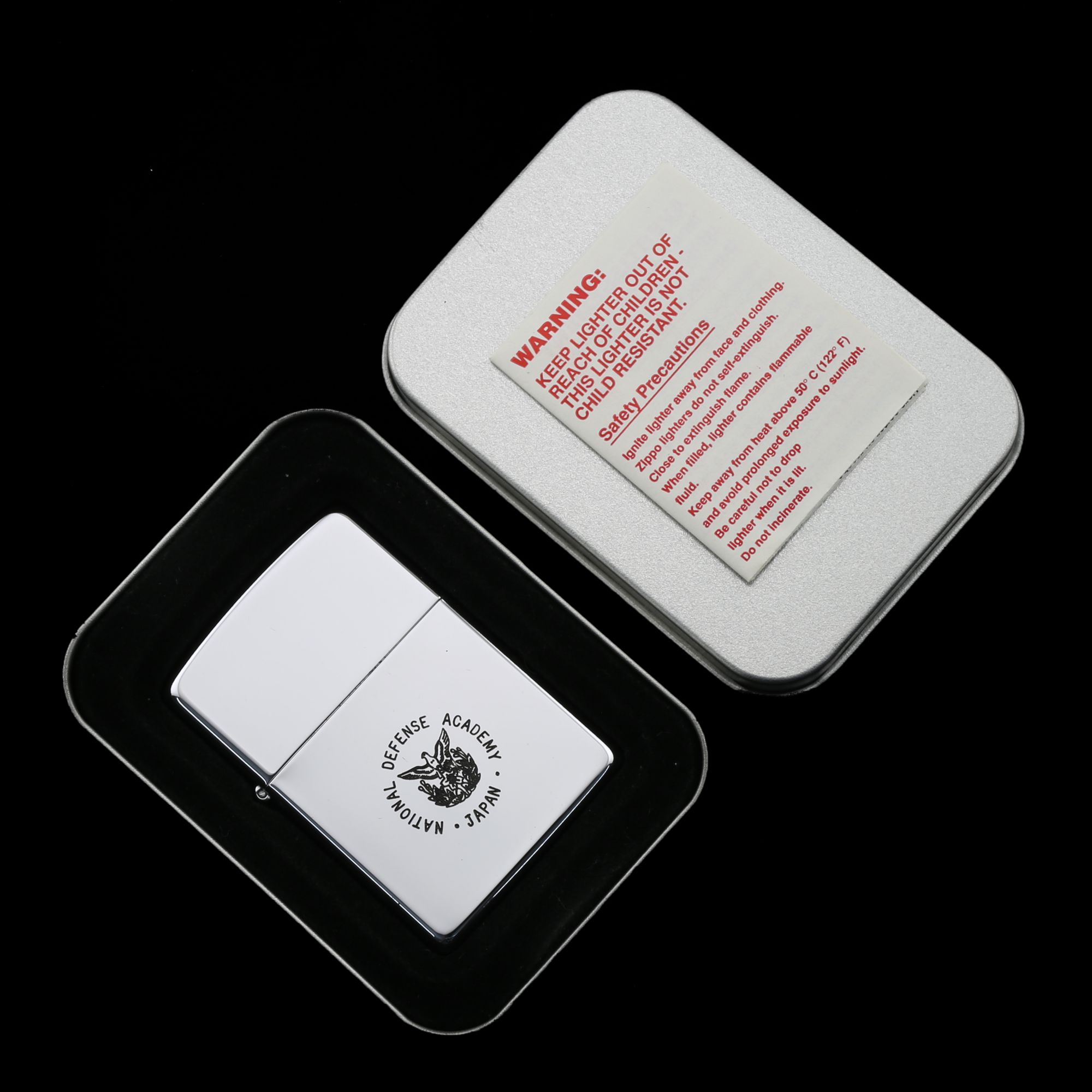 Zippo-NATIONAL-DEFENSEN-ACEDEMY-JAPAN-H-V-1898-zippo-thoi-chien-gia-tri-suu-tam-cao-khac-ten