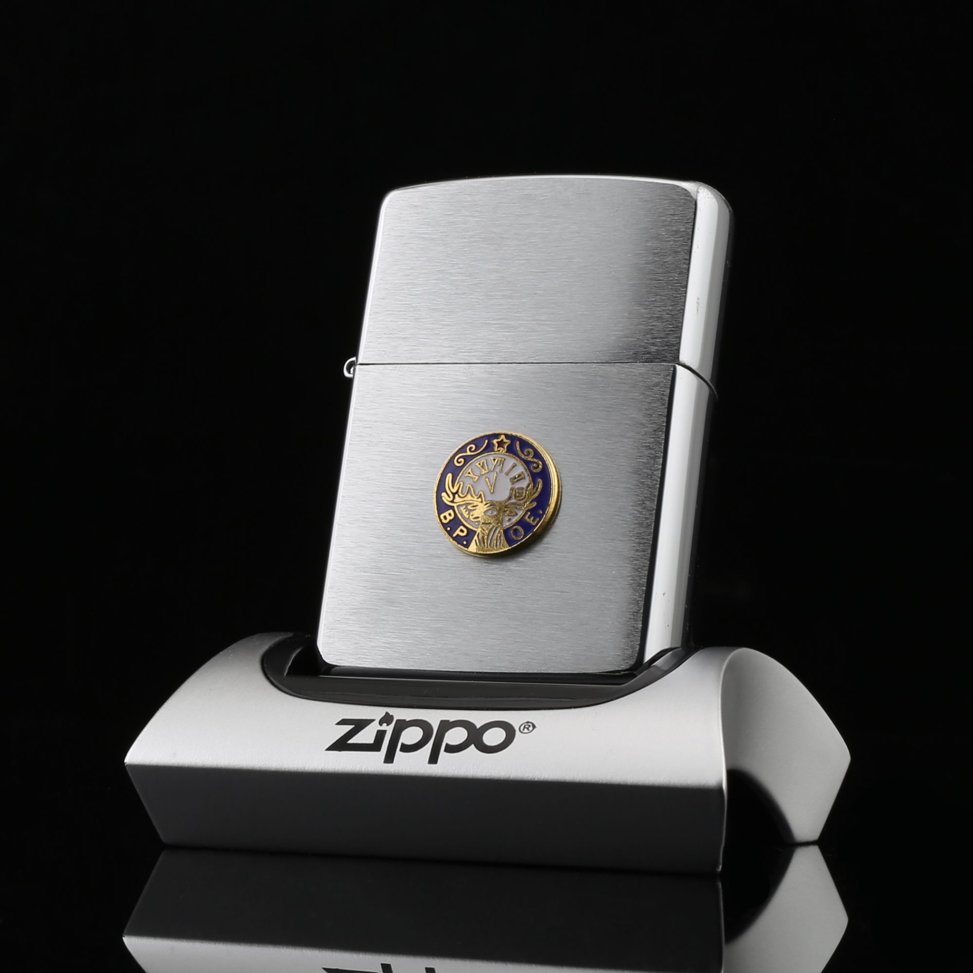 Zippo-la-ma-op-noi-emble-PPOE-XI-1995-chrome-van-ngang-dac-biet-dat-tien-nhat-the-gioi-sieu-hiem-uy-tin