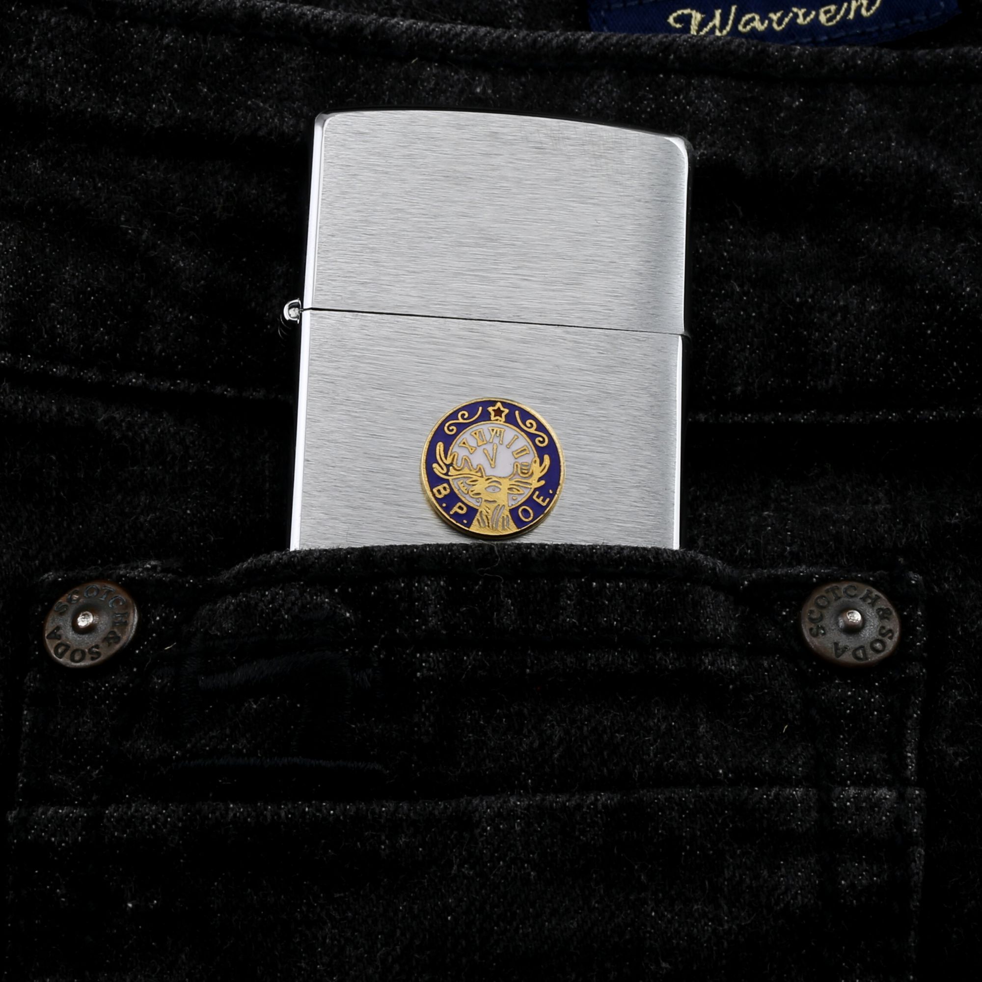 Zippo-la-ma-op-noi-emble-PPOE-XI-1995-chrome-van-ngang-dac-biet-dat-tien-nhat-the-gioi-sieu-hiem-phu-kien-nam