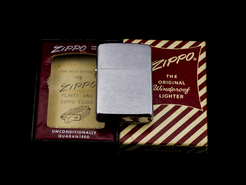 zippo-co-brushed-chrome-1961-hang-chinh-hang-uy-tin-my-hoa-ky-usa-sang-trong-qui-phai